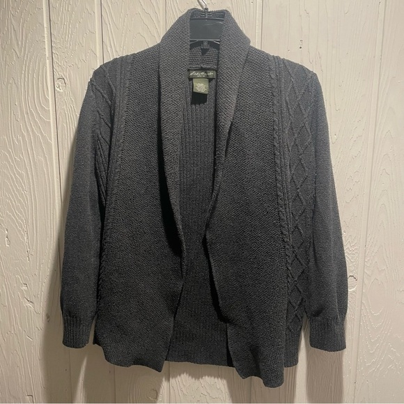 Eddie Bauer Women’s Cardigan - Picture 2 of 3